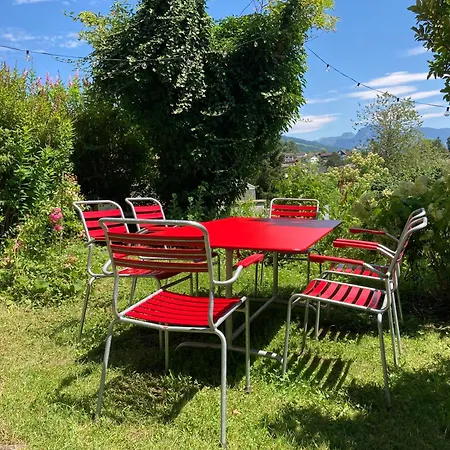 Gemuetliche Grosszuegige Altes Schulhaus *