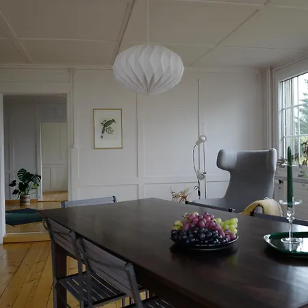 Gemuetliche Grosszuegige Altes Schulhaus Apartament *