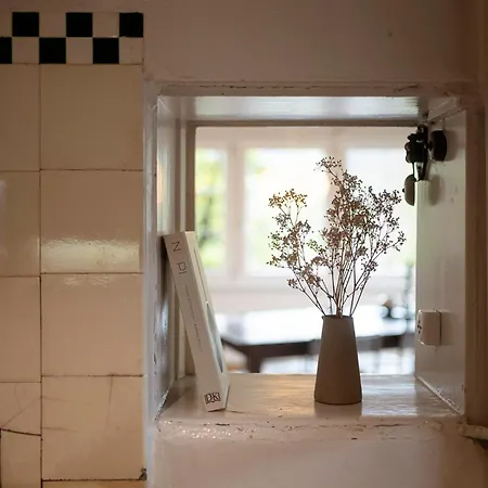 Gemuetliche Grosszuegige Altes Schulhaus Apartament