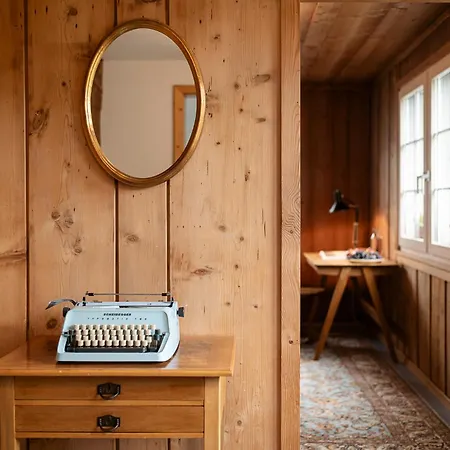 Gemuetliche Grosszuegige Altes Schulhaus *