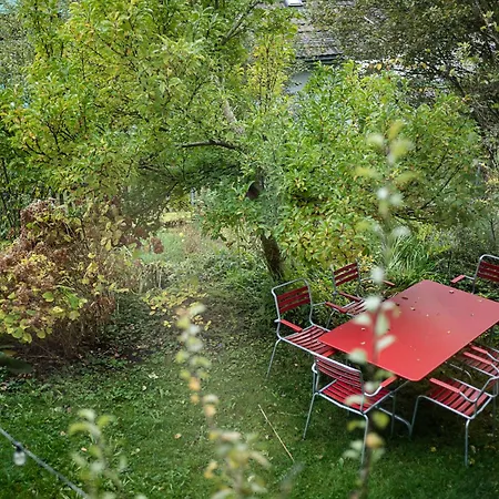 Gemuetliche Grosszuegige Altes Schulhaus Apartament