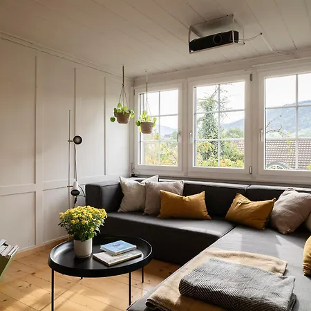 Gemuetliche Grosszuegige Altes Schulhaus Ebnat-Kappel