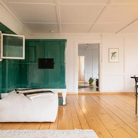 Gemuetliche Grosszuegige Altes Schulhaus Apartament *