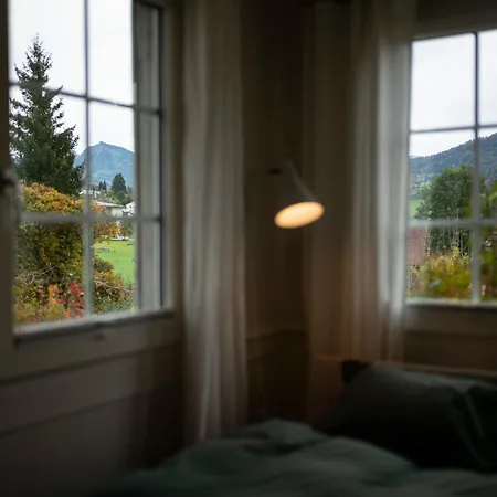 Gemuetliche Grosszuegige Altes Schulhaus * Ebnat-Kappel