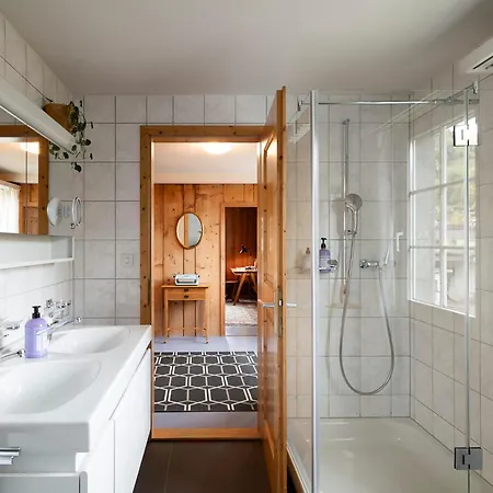 Apartament Gemuetliche Grosszuegige Altes Schulhaus