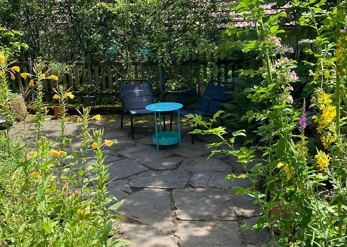 Gemuetliche Grosszuegige Altes Schulhaus Appartement *