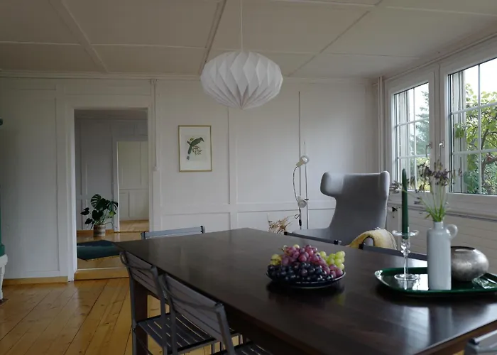 Gemütliche Grosszügige Altes Schulhaus Apartment *