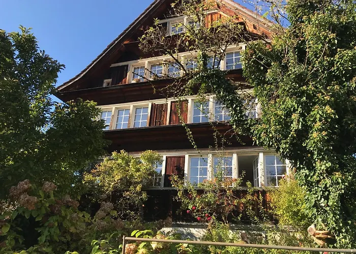 Gemütliche Grosszügige Altes Schulhaus Apartment *