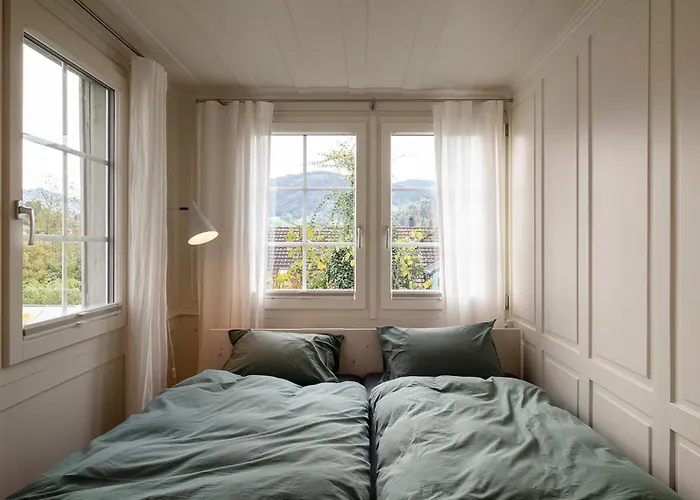 Gemuetliche Grosszuegige Altes Schulhaus