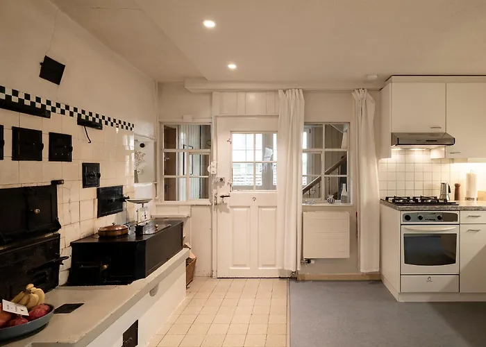 Apartment Gemütliche Grosszügige Altes Schulhaus *