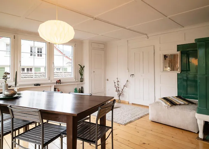 Gemütliche Grosszügige Altes Schulhaus Apartment Ebnat-Kappel