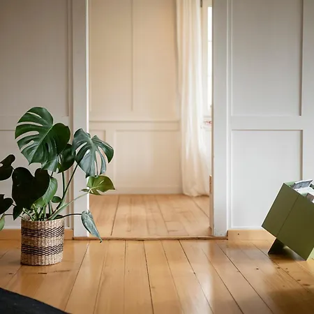 Apartamento Gemütliche Grosszügige Altes Schulhaus