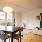 Gemütliche Grosszügige Altes Schulhaus Apartment Ebnat-Kappel