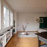 Apartment Gemütliche Grosszügige Altes Schulhaus