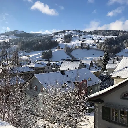 Gemütliche Grosszügige Altes Schulhaus Ebnat-Kappel